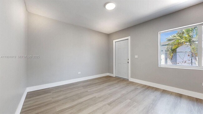 Building Photo - 74 W 15th St