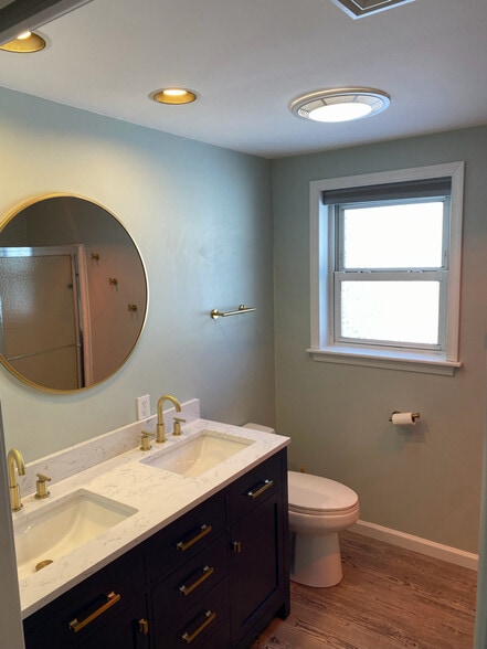 Building Photo - 60 Elk Ln