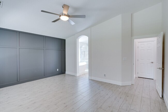 Building Photo - SINGLE STORY 4 BEDROOM IN GATED COMMUNITY