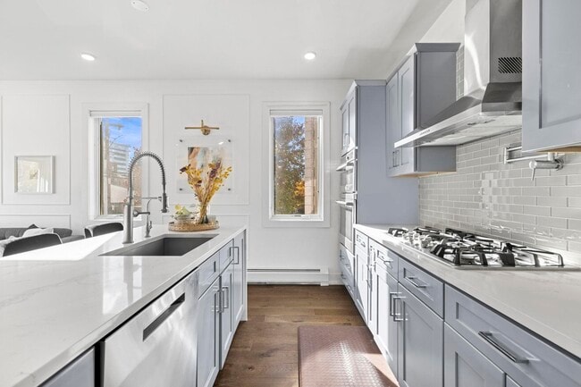 Building Photo - 27 Hackensack Plank Rd