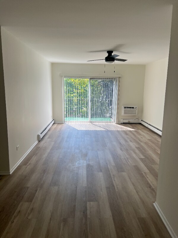 Building Photo - 1455 N Winslowe Dr