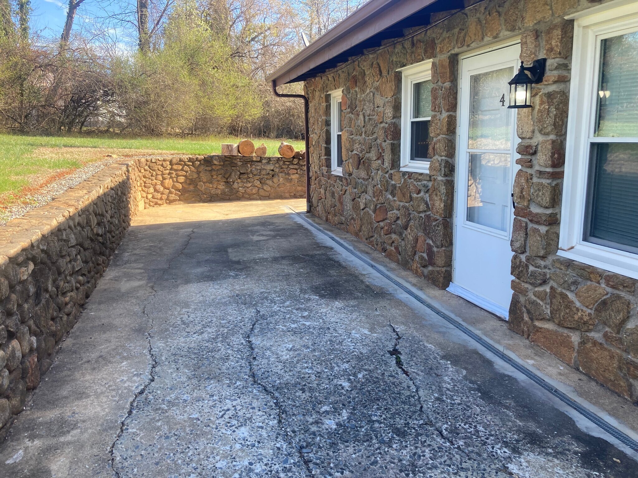 Building Photo - 959 Timberlake Dr