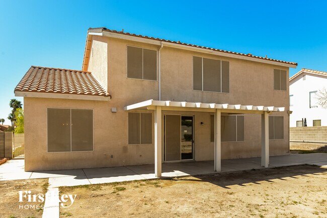 Building Photo - 820 Crescent Moon Dr