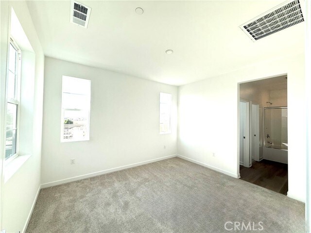 Building Photo - 4553 S Patterson Paseo