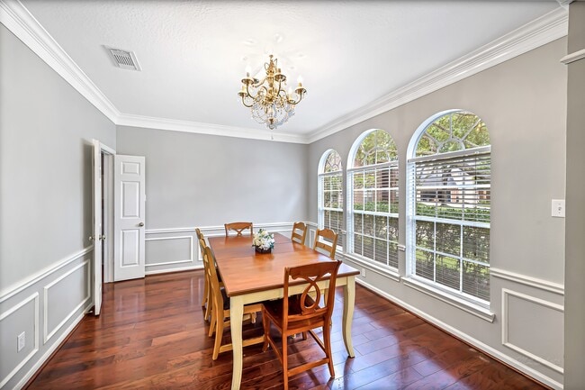 Building Photo - 23002 Cherrington Ct