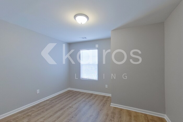 Building Photo - 153 Dudley Wy