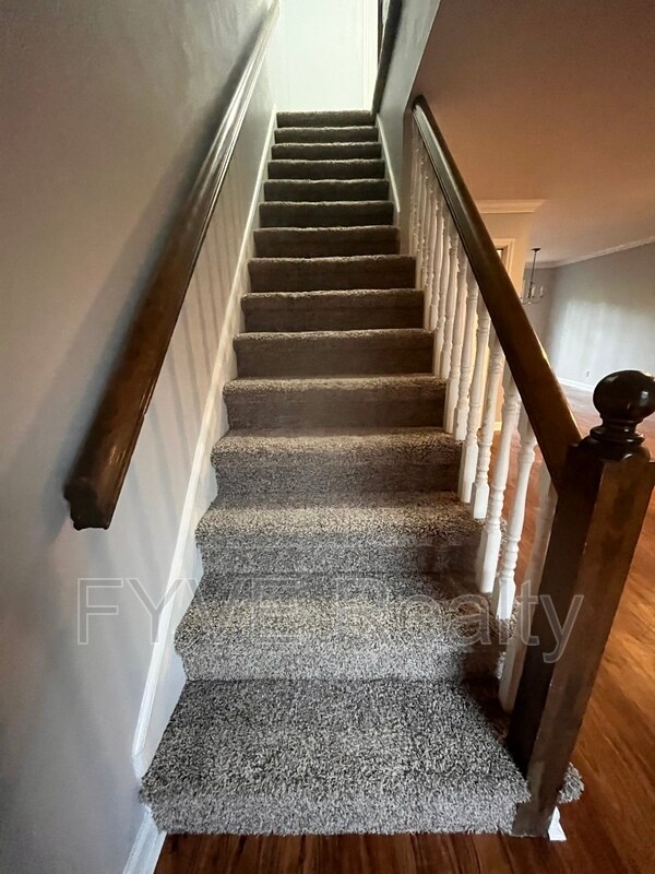 Building Photo - 122 Arcadia Ln