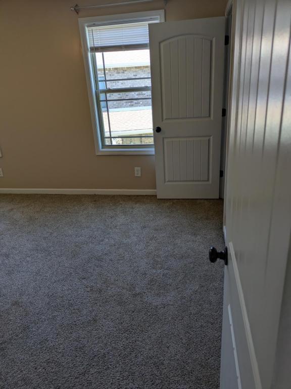 Building Photo - 150 Mayhew Rd