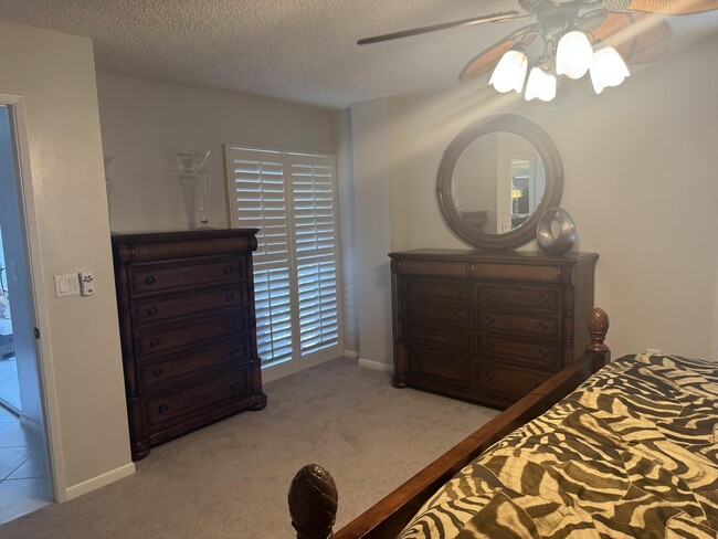 Building Photo - 14111 Royal Vista Dr