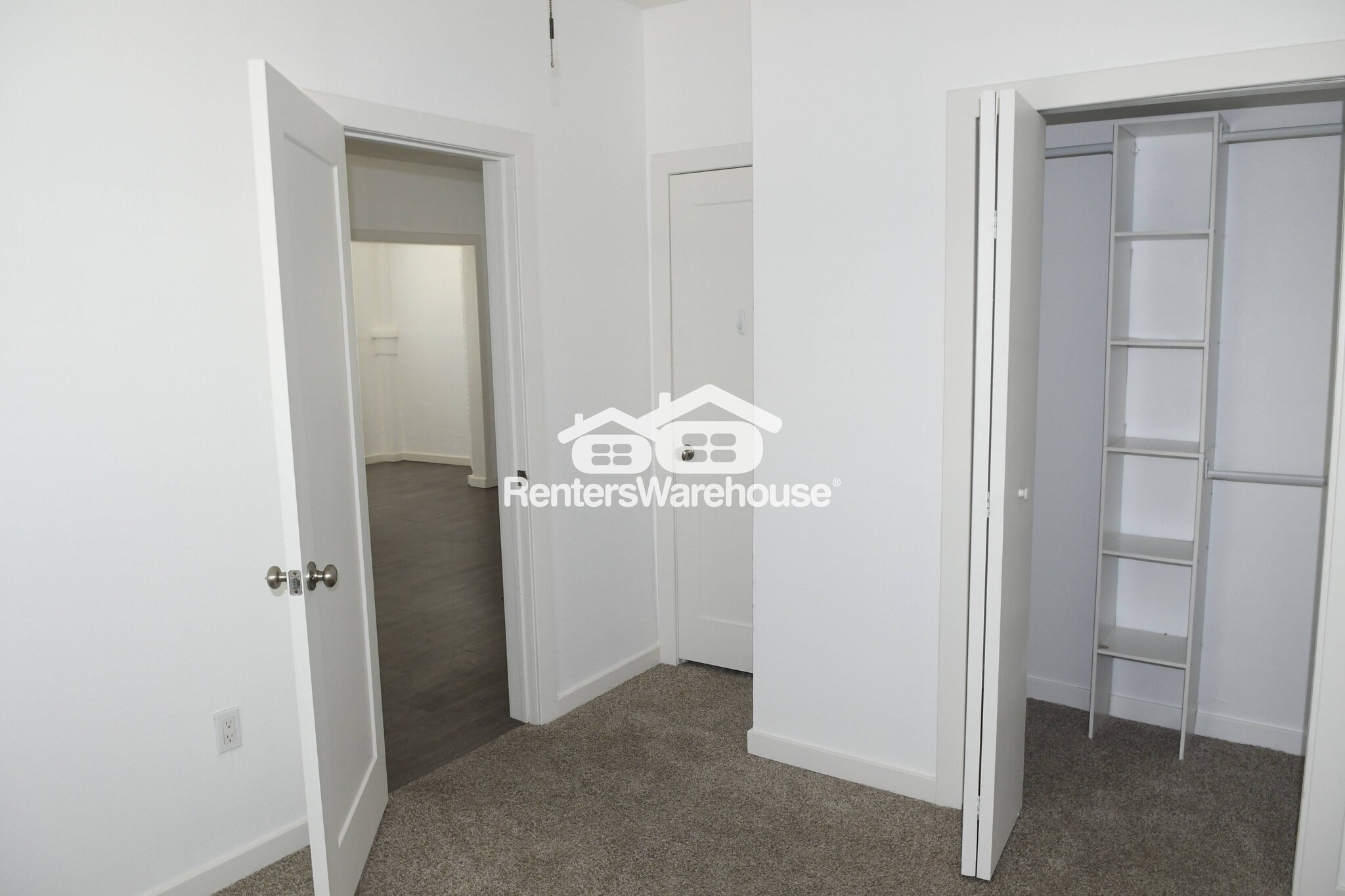 Building Photo - 357 N 15th St