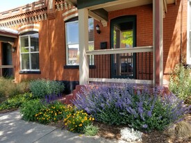 Building Photo - 1231 31st St