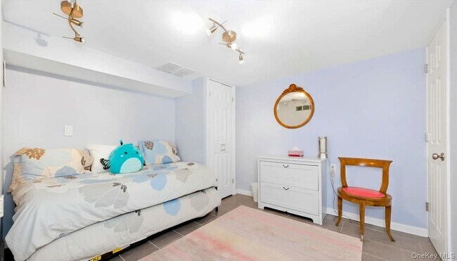 Building Photo - 1495 Bay Blvd