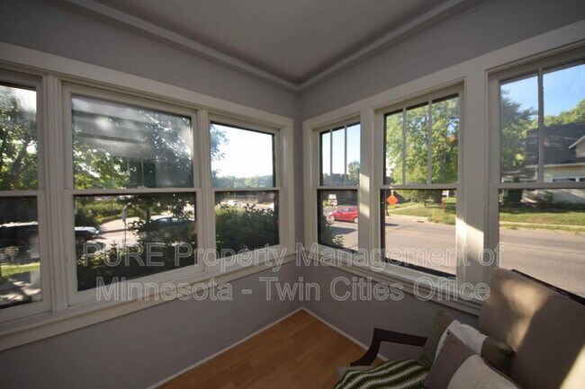 Building Photo - 4201 2nd Ave S