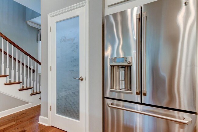 Building Photo - 8750 Terracina Lake Dr