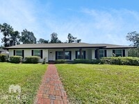 Building Photo - 1519 Stormway Ct