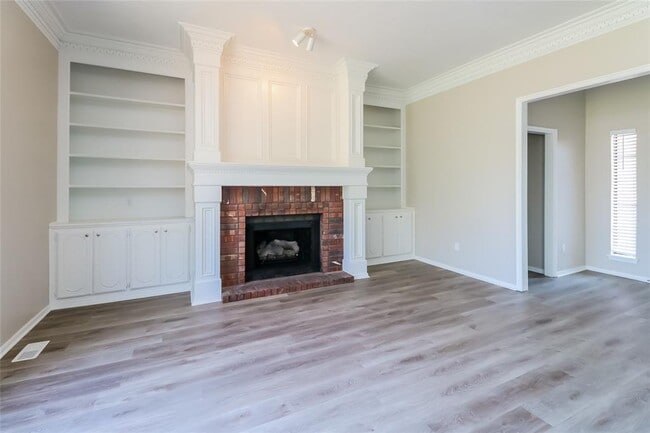 Building Photo - 8313 NW 105th St