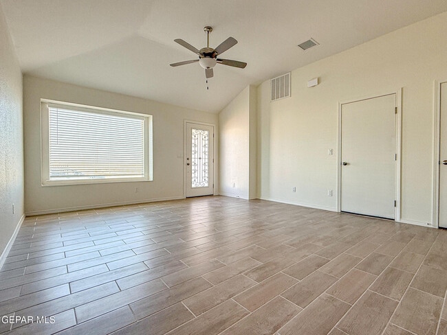 Building Photo - 14338 Kayla Mia Dr