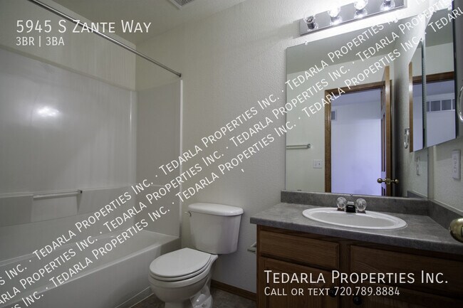 Building Photo - 5945 S Zante Way