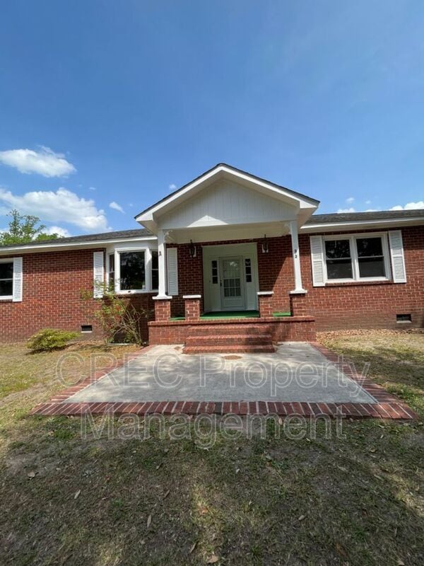 Building Photo - 1132 Children Rd