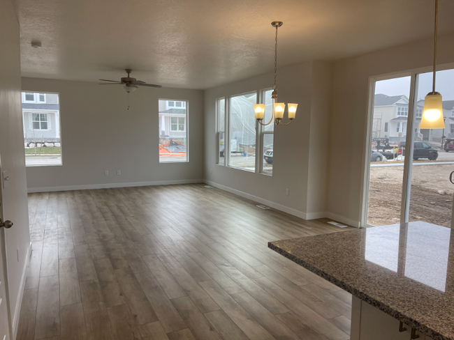 Building Photo - 837 N Marble Rd