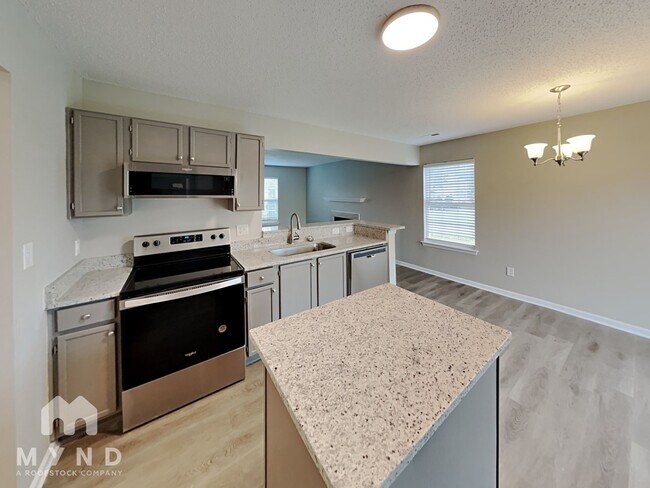 Building Photo - 11550 Stewarts Crossing Dr