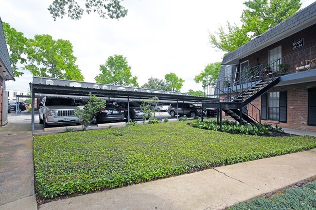 Building Photo - 9005 Gaylord Dr