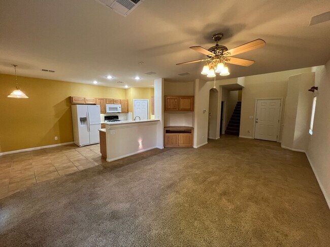 Building Photo - Coming Soon!!! 8-1-25 Great former model h...