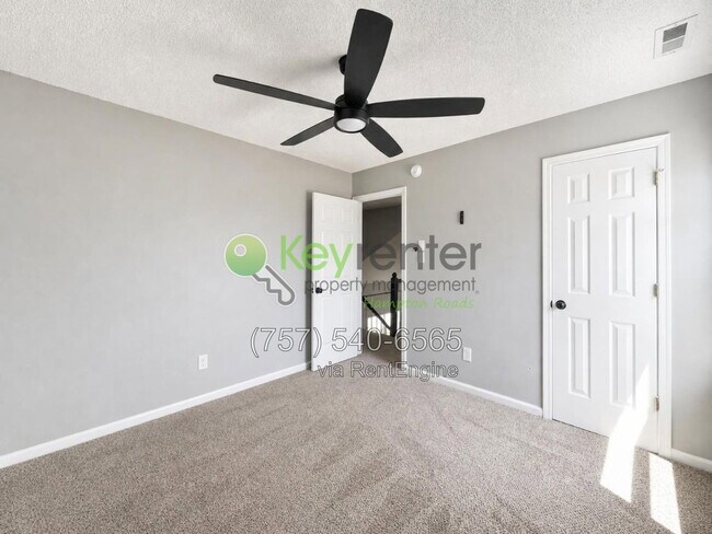 Building Photo - 1197 Dovetail Ct