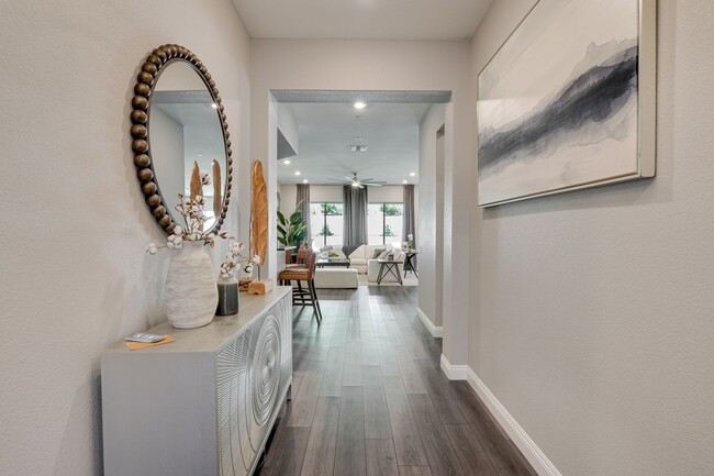 Building Photo - BEAUTIFULLY FULLY FURNISHED 4 BEDROOM 3.5 ...