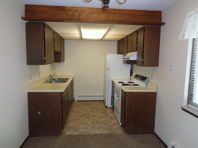 Building Photo - 2510 Louanna St