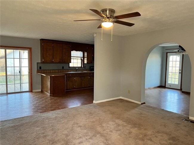 Building Photo - 2509 Mud Creek Rd