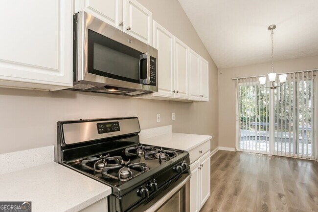 Building Photo - 2747 Wilding Green Ln