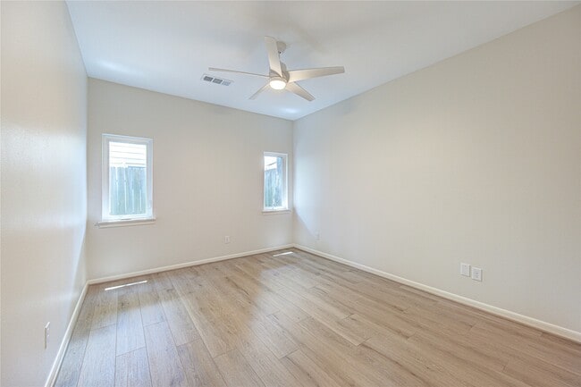 Building Photo - 14207 Stokesmount Dr