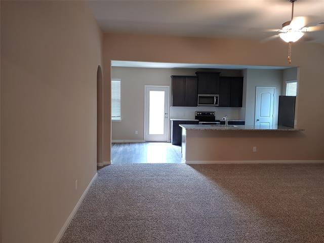 Building Photo - 280 Moonstone Way