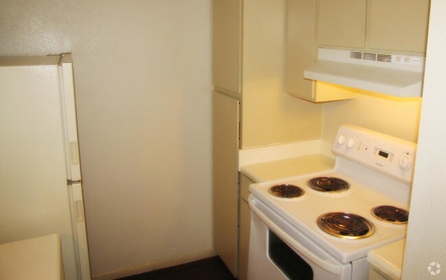 Kitchen - Arbor Place