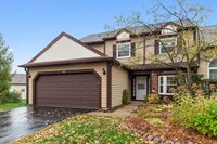 Building Photo - 420 Ascot Ln