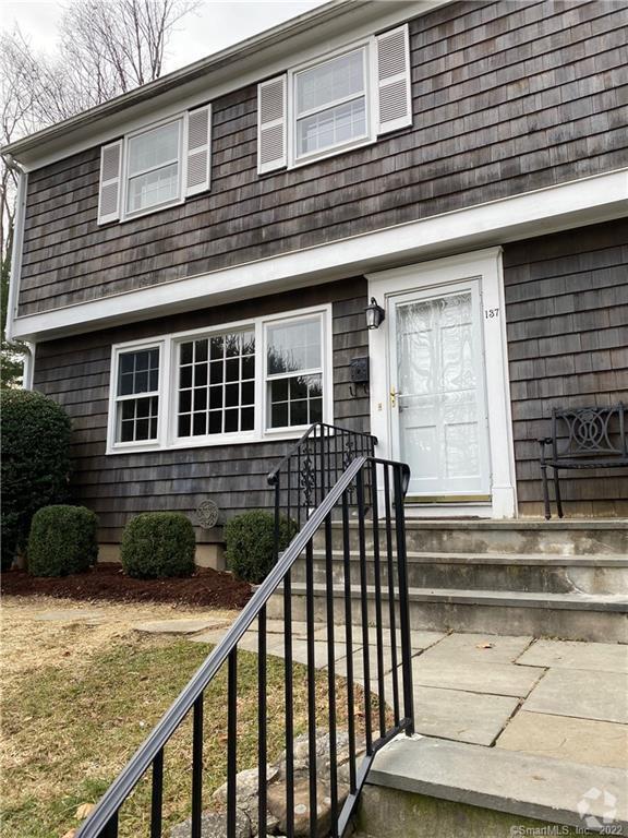 Building Photo - 137 Millport Ave