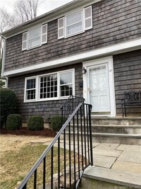 Building Photo - 137 Millport Ave