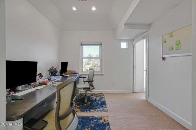 Building Photo - 3783 Stewart Ave