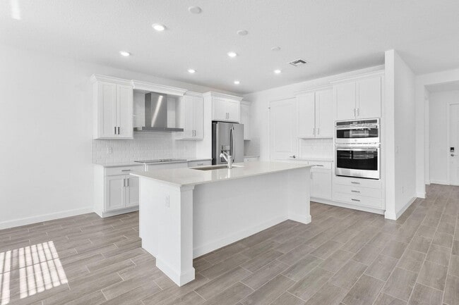 Building Photo - 6843 Cobia Cir