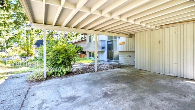 Building Photo - 13787 NE 77th Pl