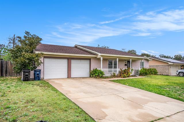 Building Photo - 3416 Denbury Dr