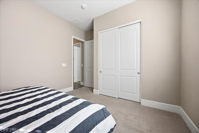 Building Photo - 6248 Carol Butte Ct