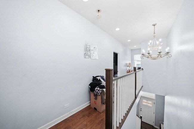 Building Photo - 1307 S Ashland Ave