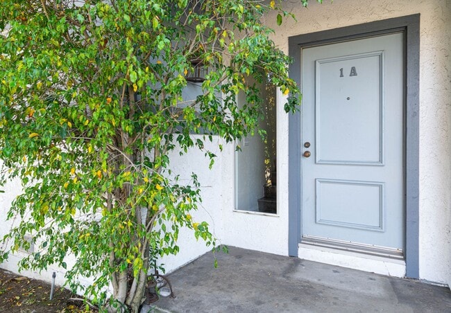 Building Photo - Costa Mesa Townhome | 2BR, 2.5BA | Minutes to the Coast | *FREE ½ MONTHS RENT UPON MOVE IN*