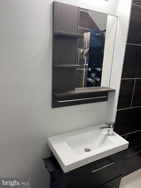 Building Photo - 1808 Cedarwood Ct