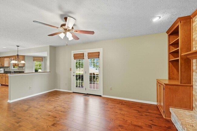 Building Photo - 6671 Foxfield Dr