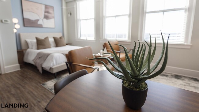 Building Photo - 187 N Church St