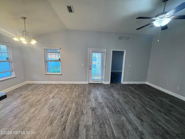 Building Photo - 7565 Westland Oaks Dr