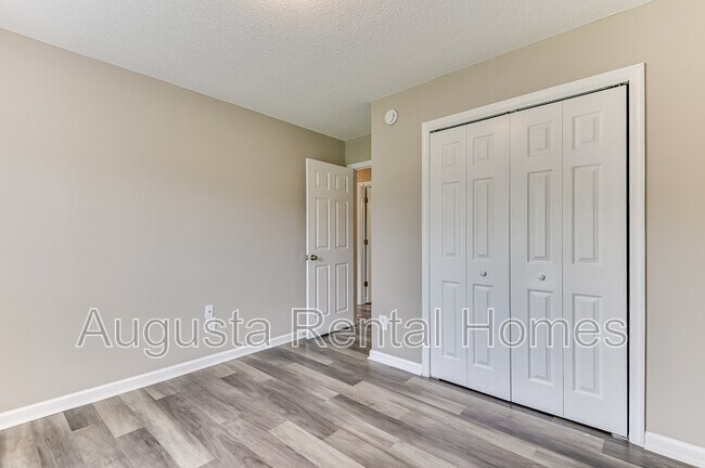 Building Photo - 4416 Hatteras Dr